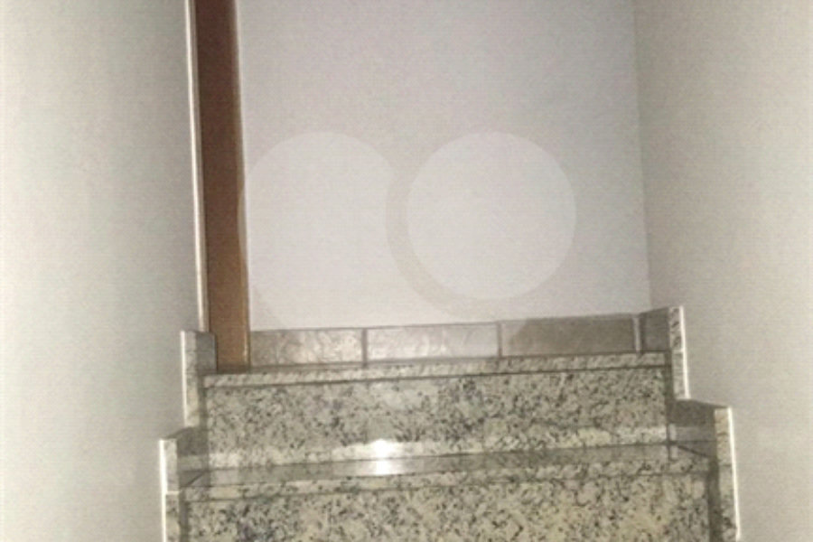 Sobrado à venda com 3 quartos, sendo 1 suíte, em Vila Guilherme, São Paulo, SP