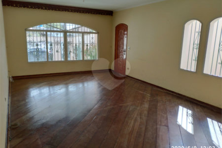 Casa à venda com 5 quartos, sendo 1 suíte, em Jaguaré, São Paulo, SP