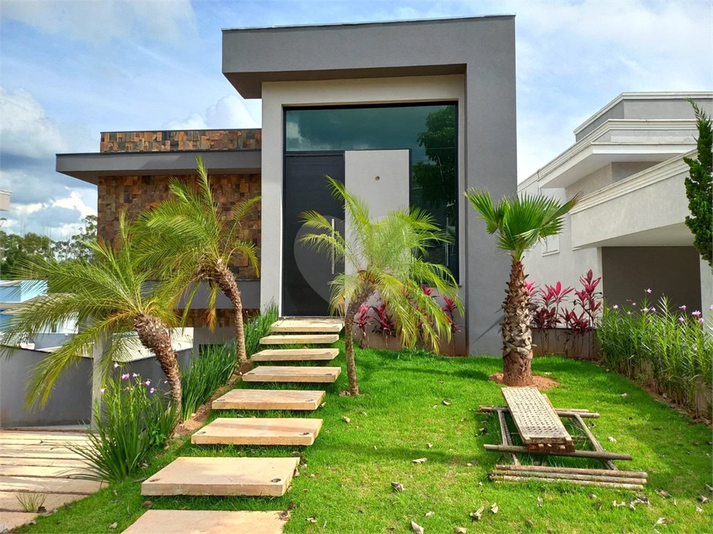 Casa à venda com 3 suítes em Mina, Itupeva, SP