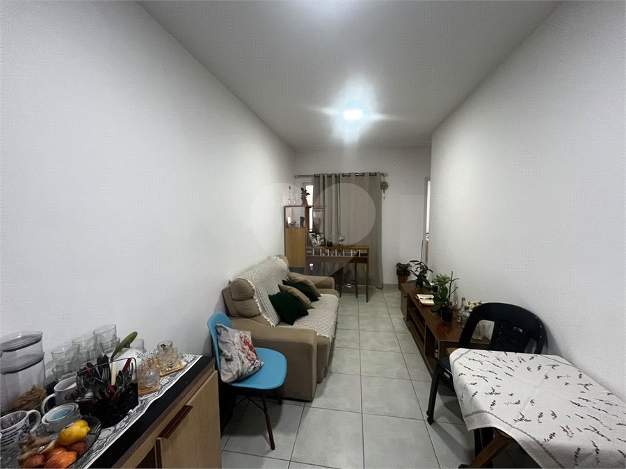 Apartamento à venda com 2 quartos em Vila Asem, Itapetininga, SP