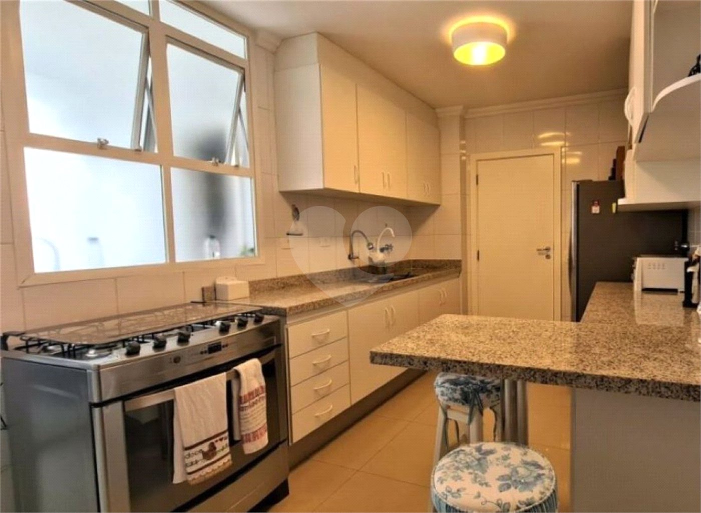 Apartamento à venda com 3 quartos, sendo 1 suíte, em Vila Uberabinha, São Paulo, SP
