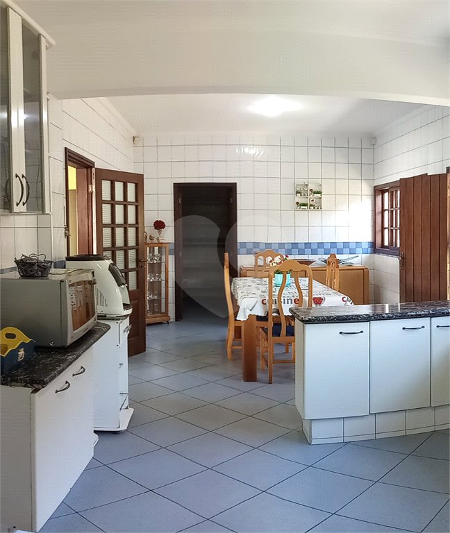 Casa à venda ou para alugar com 5 suítes no condomínio Vilage Zuleika Jabour, Salto - SP