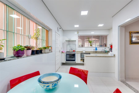 Casa à venda com 4 quartos, sendo 1 suíte, em Brooklin Paulista, São Paulo, SP