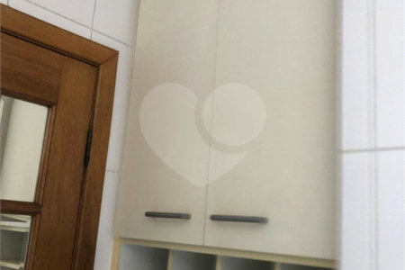 Apartamento à venda com 3 quartos, sendo 1 suíte,  em Perdizes, São Paulo, SP