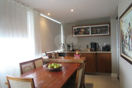 Apartamento à venda com 4 quartos, sendo 3 suítes, em Jardim Londrina, São Paulo, SP