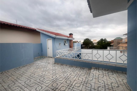Casa à venda com 3 suítes no condomínio Granja Olga II, Sorocaba - SP