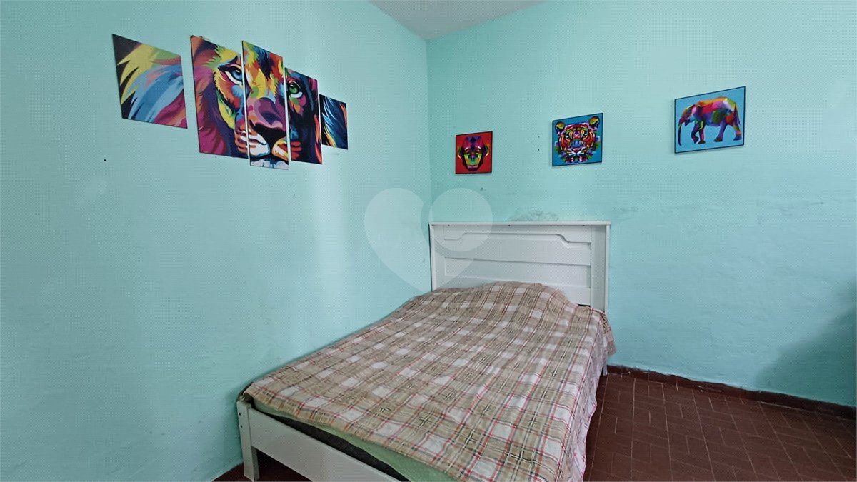 Casa à venda com 3 quartos, sendo 2 suítes,  em Vila Boaçava, São Paulo, SP