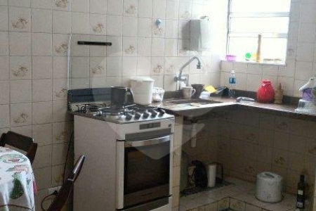 Sobrado à venda com 6 quartos em Chora Menino, São Paulo, SP