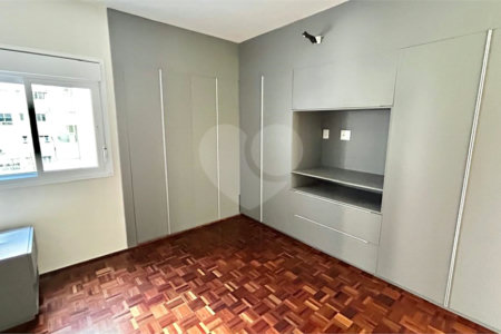 Apartamento à venda com 2 quartos, sendo 1 suíte, em Itaim Bibi, São Paulo, SP