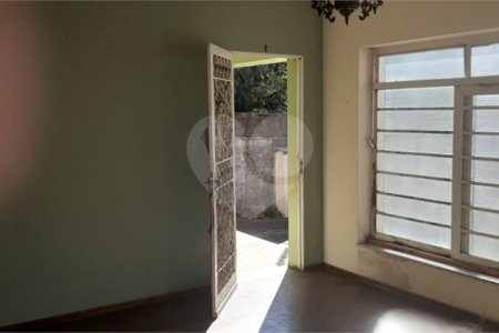 Casa Térrea à venda com 2 quartos no Centro, Vinhedo, SP