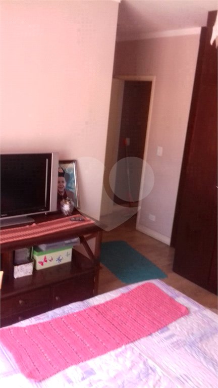 Casa à venda com 4 quartos, sendo 2 suítes, em Vila Medeiros, São Paulo, SP