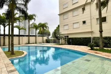Apartamento à venda com 3 suítes em Vila Progredior, São Paulo, SP