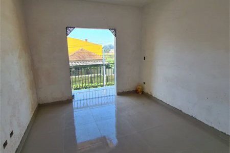 Sobrado à venda com 3 quartos, sendo 1 suíte, em Vila Gomes, São Paulo, SP