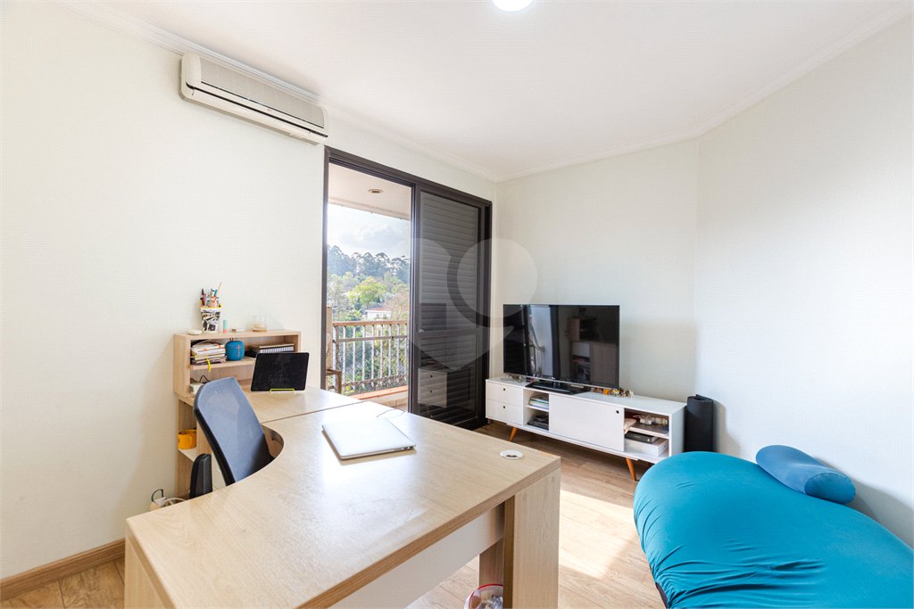 Apartamento à venda com 4 quartos, sendo 3 suítes,  em Real Parque, São Paulo, SP