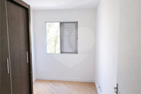 Apartamento à venda com 3 quartos em Jardim Caiapiá, Cotia, SP