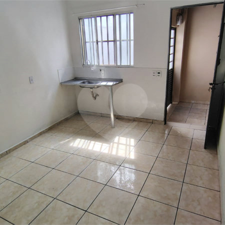 Casa à venda com 2 quartos em Vila Hortência, Sorocaba, SP
