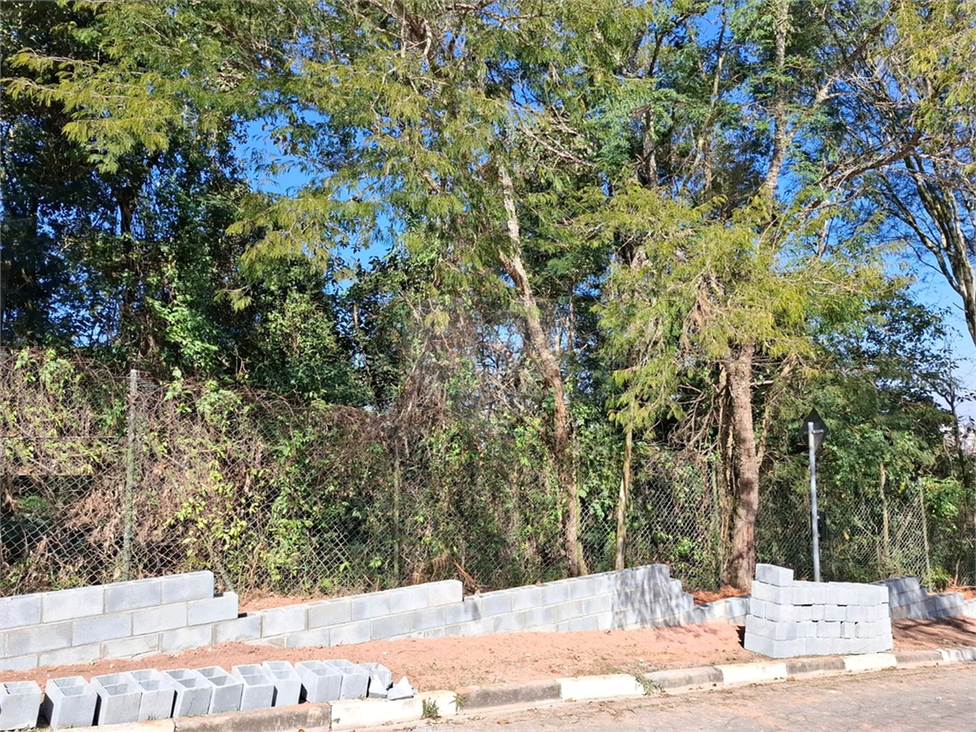 Terreno à venda em Jardim Peri, São Paulo, SP