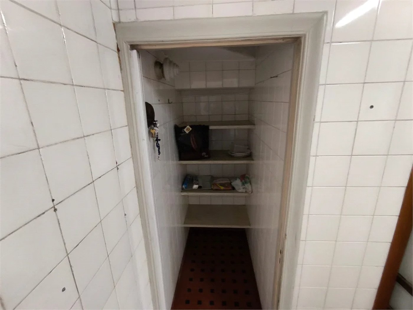 Sobrado à venda com 5 quartos, sendo 1 suíte, em Jardim Trussardi, São Paulo, SP