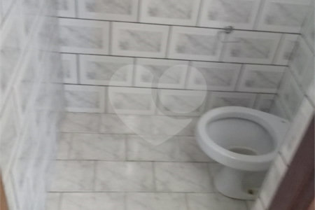 Sobrado à venda com 4 quartos, sendo 2 suítes,  em Jardim Regina, Indaiatuba, SP
