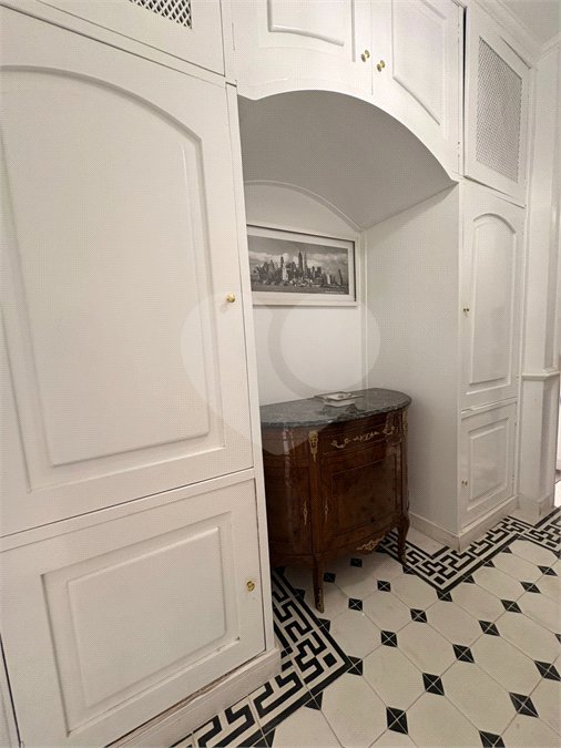Casa Térrea à venda com 4 suítes em Anchieta, São Bernardo do Campo, SP