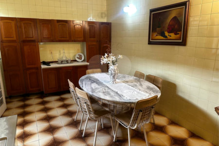 Casa à venda com 3 quartos, sendo 1 suíte, em Parque do Colégio, Jundiaí, SP