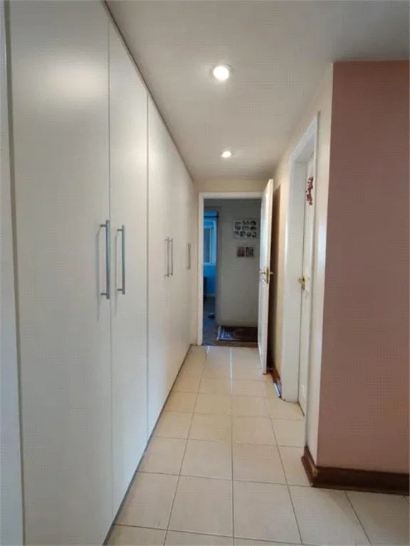 Apartamento à venda com 4 quartos, sendo 1 suíte, em Brooklin Paulista, São Paulo, SP