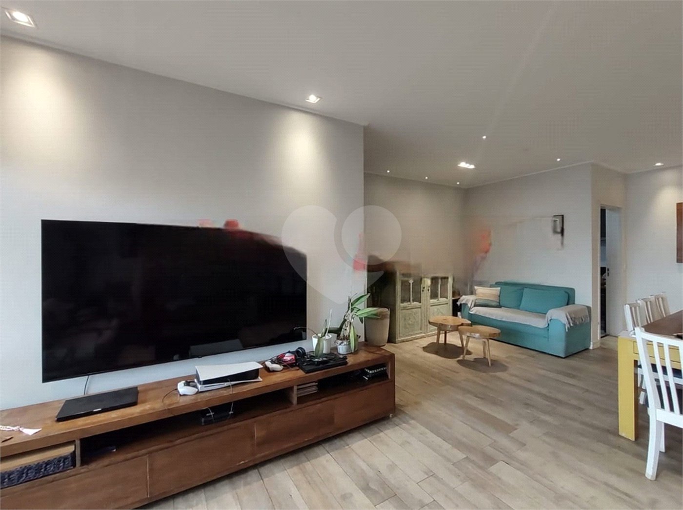 Apartamento à venda com 3 quartos, sendo 1 suíte, em Tremembé, São Paulo, SP
