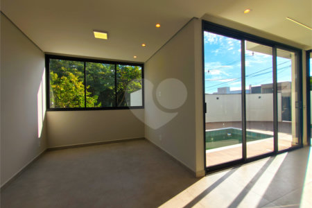 Casa à venda com 3 suítes no condomínio Terras de São Francisco, Sorocaba - SP