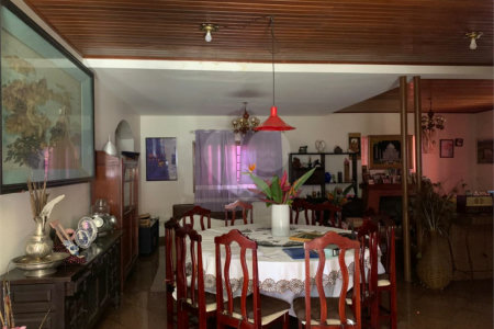 Sobrado à venda ou para alugar com 5 quartos, sendo 4 suítes, em Chácara Monte Alegre, São Paulo, SP
