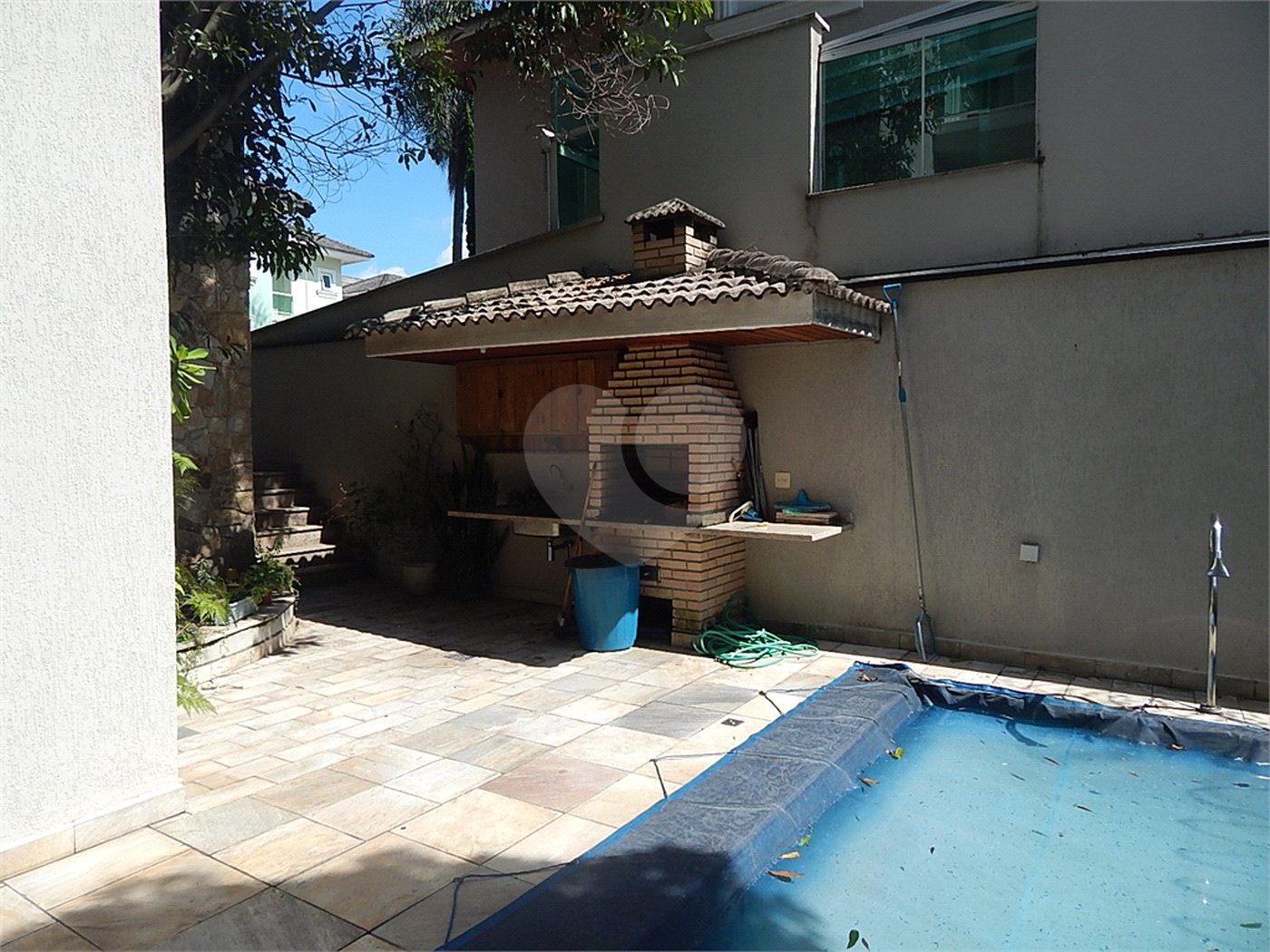 Casa à venda com 3 suítes no condomínio Quinta de Santo Antônio, São Paulo - SP