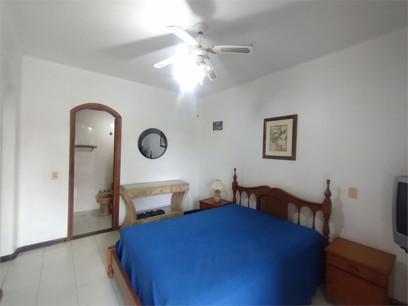 Apartamento com 4 dormitórios à venda, 145 m² por R$ 900.000,00 - Jardim das Conchas - Guarujá/SP