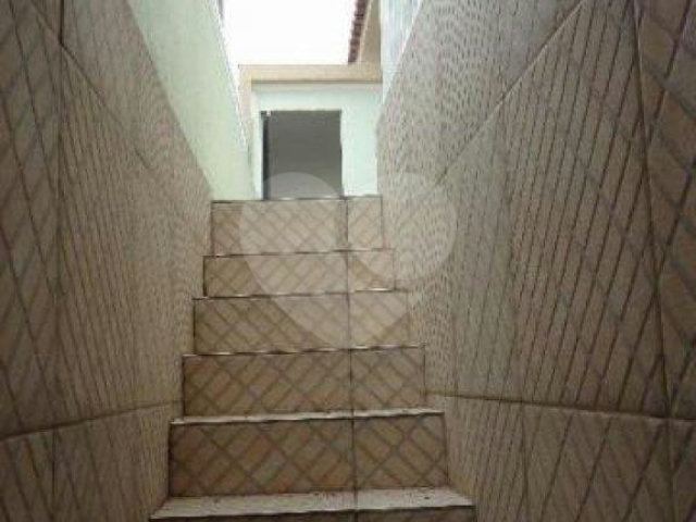 Sobrado à venda com 1 quarto em Parada Inglesa, São Paulo, SP