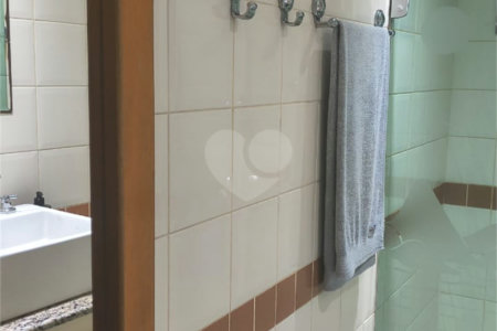 Apartamento à venda com 3 quartos, sendo 1 suíte, em Jardim Íris, São Paulo, SP