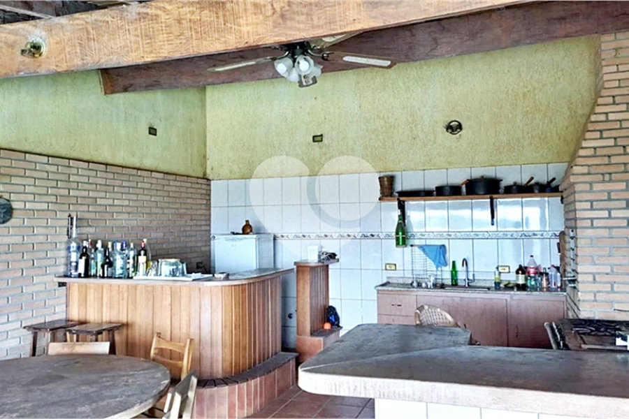 Casa à venda com 6 quartos, sendo 3 suítes, em Serra da Cantareira, Mairiporã, SP