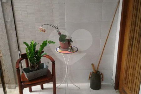 Sobrado à venda com 2 quartos, sendo 1 suíte, em Vila Gustavo, São Paulo, SP