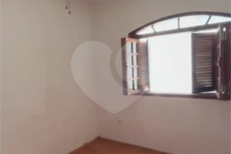 Casa à venda com 3 suítes em Vila Romana, São Paulo, SP