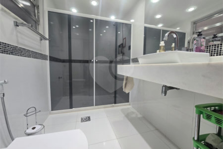 Apartamento à venda com 4 quartos, sendo 1 suíte, em Tijuca, Rio de Janeiro, RJ