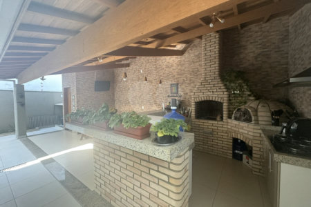 Casa à venda com 3 suítes no condomínio Lago da Serra, Araçoiaba da Serra - SP