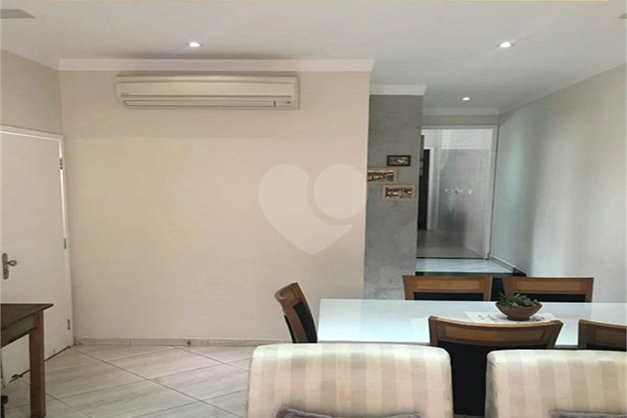 Casa à venda com 3 quartos, sendo 1 suíte, no condomínio 658, São Paulo - SP