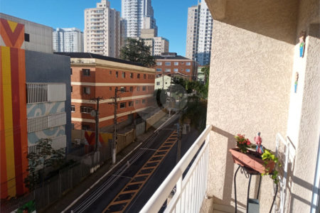 Apartamento à venda com 3 quartos, sendo 1 suíte,  em Saúde, São Paulo, SP