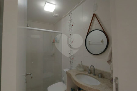 Apartamento à venda ou para alugar com 2 suítes em Itacorubi, Florianópolis, SC