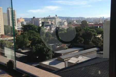 Apartamento à venda na Santa Cecília.