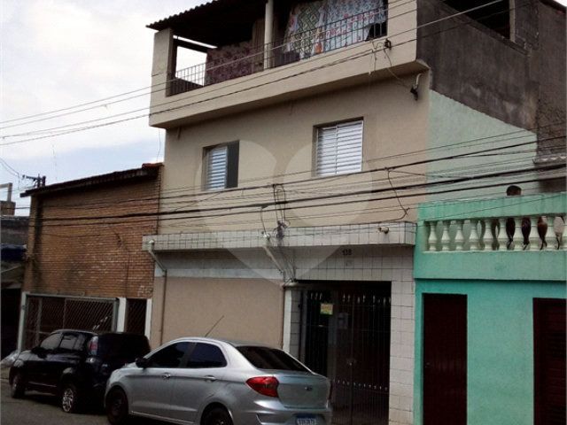 Sobrado à venda com 1 quarto em Tremembé, São Paulo, SP