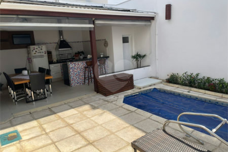 Casa à venda com 3 quartos, sendo 1 suíte, no condomínio Quinta da Boa Vista, Jundiaí - SP