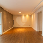 Apartamento à venda com 3 quartos, sendo 1 suíte,  em Chácara Santo Antônio, São Paulo, SP