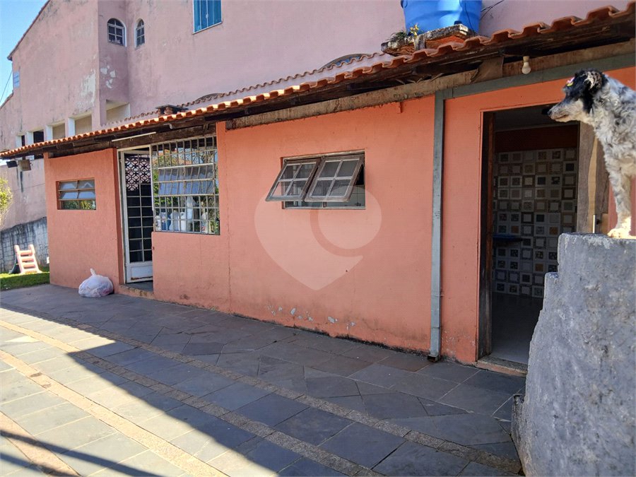 Casa Térrea à venda com 3 quartos, sendo 1 suíte, em Vila Pomar, Mogi das Cruzes, SP