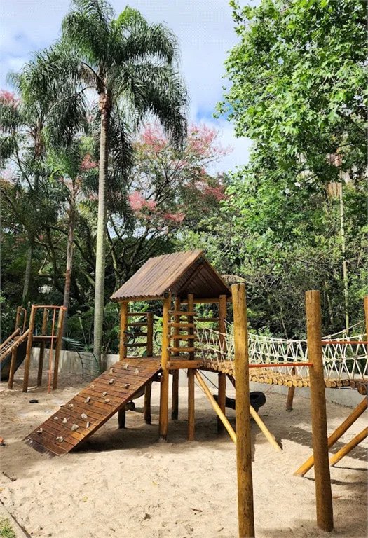 Apartamento à venda com 3 suítes em Vila Suzana, São Paulo, SP