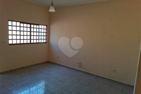 Casa à venda com 3 quartos em Parque São Carlos, Três Lagoas, MS