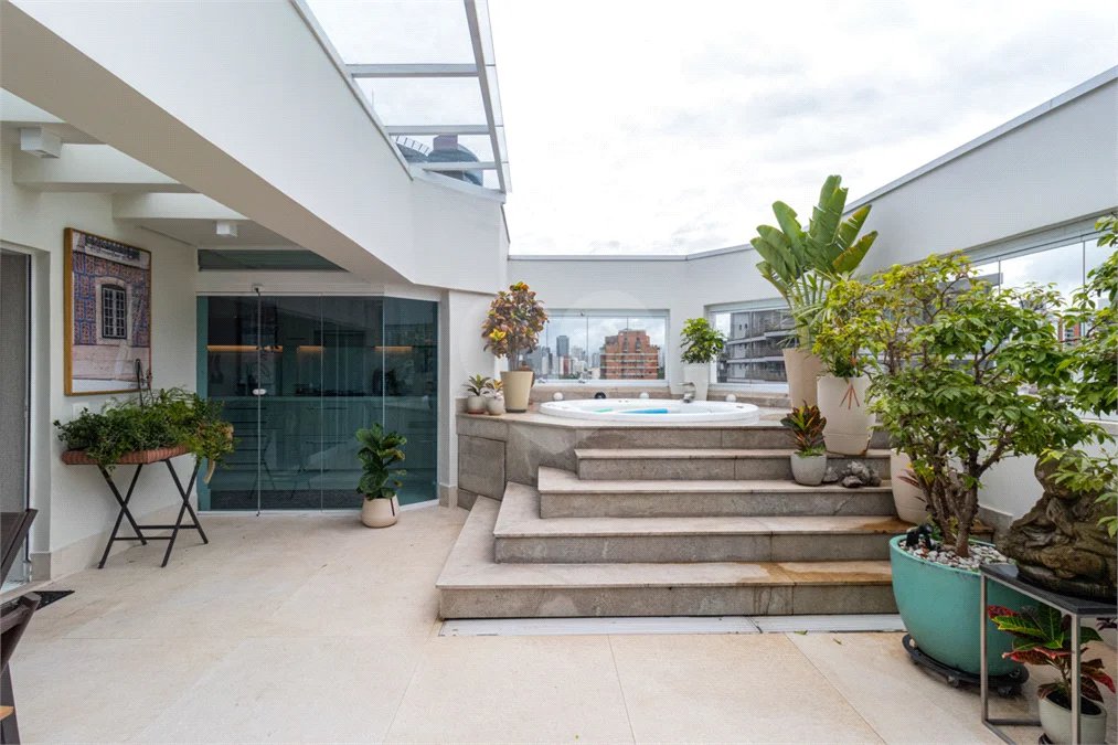 Cobertura duplex 196 m² para locação ou venda em pinheiros,.