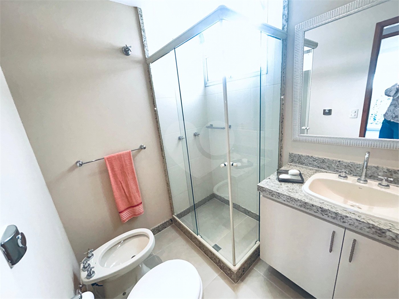Apartamento à venda com 2 quartos, sendo 1 suíte, em Grajaú, Rio de Janeiro, RJ